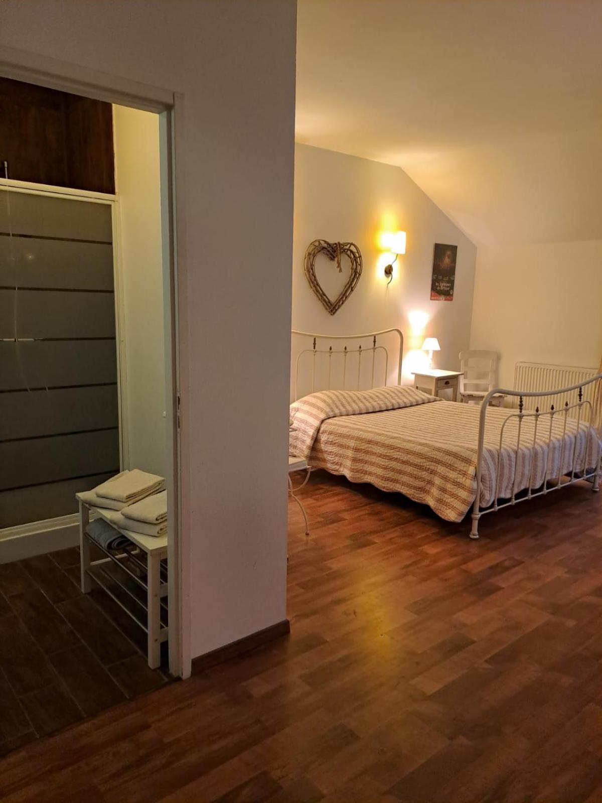 Le Moulin Du Fay Bed & Breakfast Villemotier Екстериор снимка