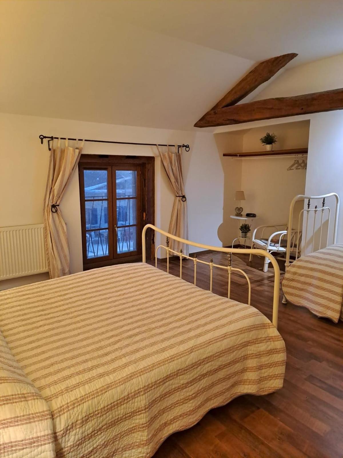 Le Moulin Du Fay Bed & Breakfast Villemotier Екстериор снимка